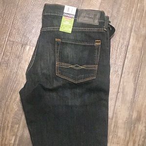 Dark blue Denizen Levi’s 34x32 skinny fit jeans